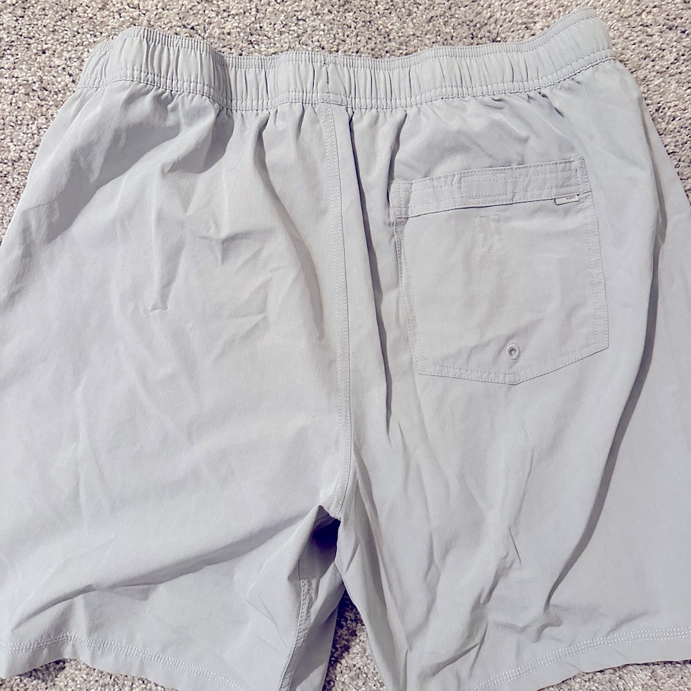 Vuori Kore Short 7in Sky Grey. Lightly worn very few times